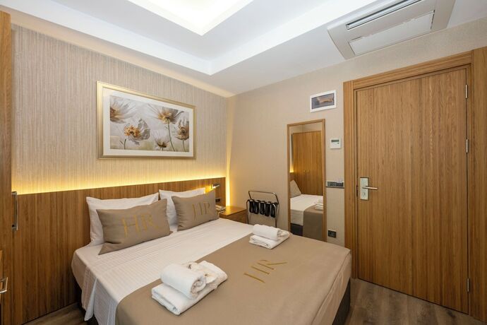 Imagen de la habitación del Hotel Ravi. Foto 12