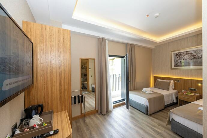 Imagen de la habitación del Hotel Ravi. Foto 15