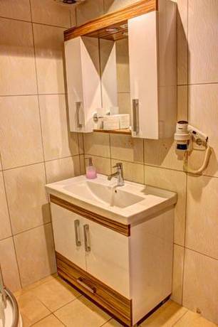 Imagen de la habitación del Hotel Real Life. Foto 4