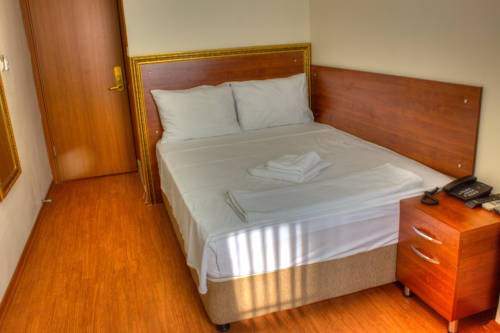 Imagen de la habitación del Hotel Real Life. Foto 6