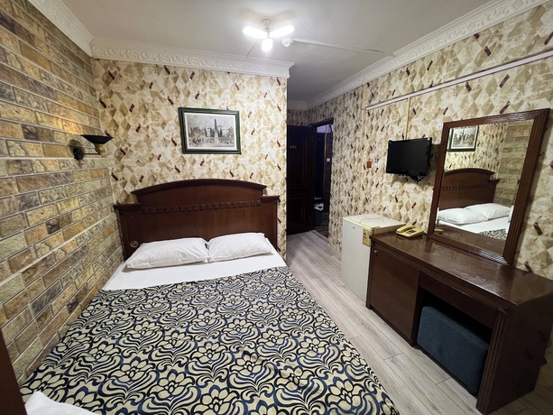 Imagen de la habitación del Hotel Red Rose. Foto 3
