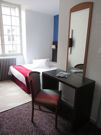 Imagen de la habitación del Hotel Regina, BESANCON. Foto 15