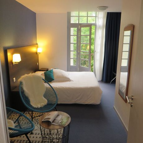 Imagen de la habitación del Hotel Regina, BESANCON. Foto 17