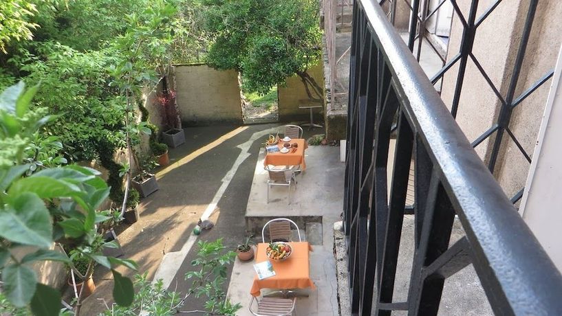 Imagen general del Hotel Regina, BESANCON. Foto 1