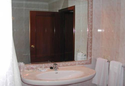 Imagen de la habitación del Hotel Reig. Foto 10