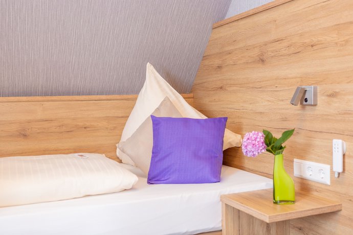 Imagen de la habitación del Hotel Reinhardtshof Garni. Foto 8