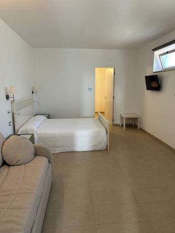 Imagen de la habitación del Hotel Residence Il Faro Acciaroli. Foto 6
