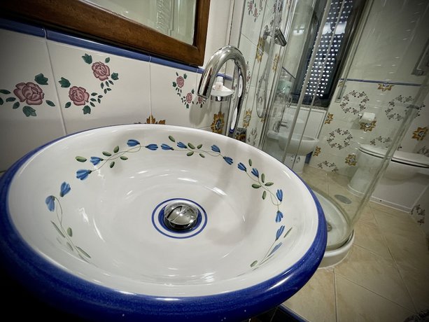 Imagen de la habitación del Hotel Residence Le Ceramiche. Foto 12