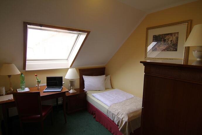 Imagen general del Hotel Residenz Stockstadt Main. Foto 2