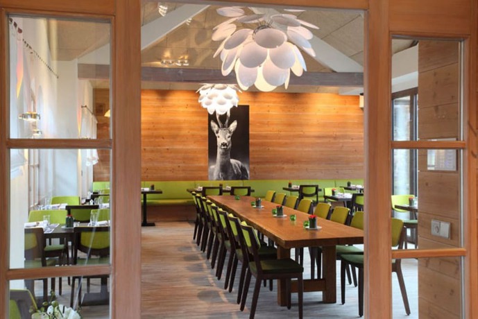 Imagen del bar/restaurante del Hotel Restaurant Adler. Foto 6