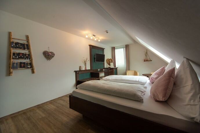 Imagen de la habitación del Hotel Restaurant Auerhahn. Foto 15