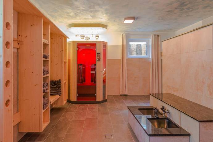 Imagen de la piscina del Hotel Restaurant Caf&eacute; Waldhof. Foto 17