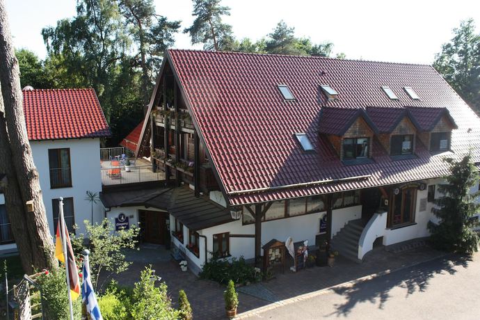 Imagen general del Hotel Restaurant Caf&eacute; Waldhof. Foto 2