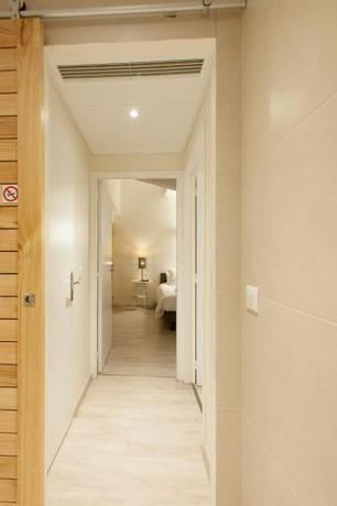 Imagen de la habitación del Hotel Restaurant Des Maures. Foto 8