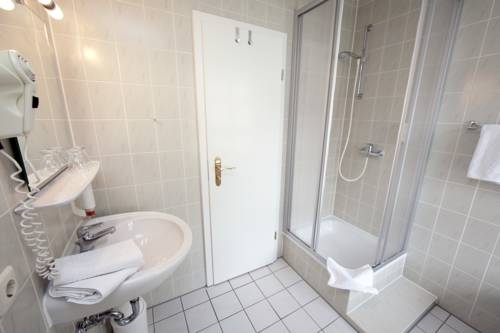 Imagen de la habitación del Hotel Restaurant Engel. Foto 8