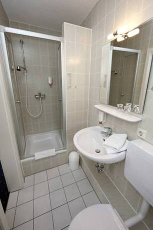 Imagen de la habitación del Hotel Restaurant Engel. Foto 11