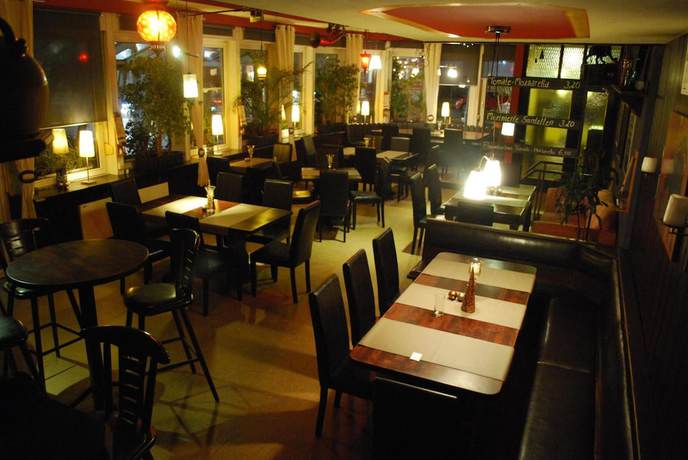 Imagen del bar/restaurante del Hotel Restaurant Es L&auml;mmche. Foto 3