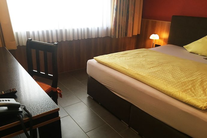 Imagen de la habitación del Hotel Restaurant Haus Schieferstein. Foto 14