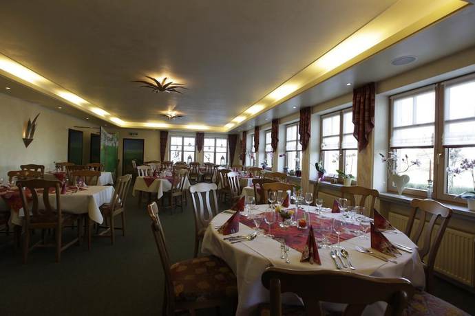 Imagen del bar/restaurante del Hotel Restaurant Haus Waldesruh. Foto 4