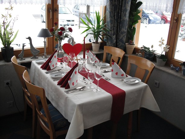 Imagen de los interiores del Hotel Restaurant Haus Waldesruh. Foto 20