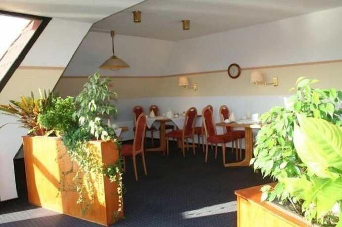 Imagen de los interiores del Hotel Restaurant Ikaros. Foto 13