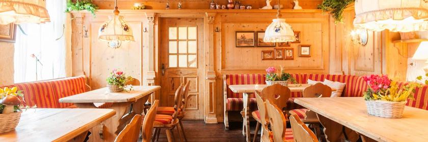 Imagen del bar/restaurante del Hotel Restaurant Jagdhof. Foto 4