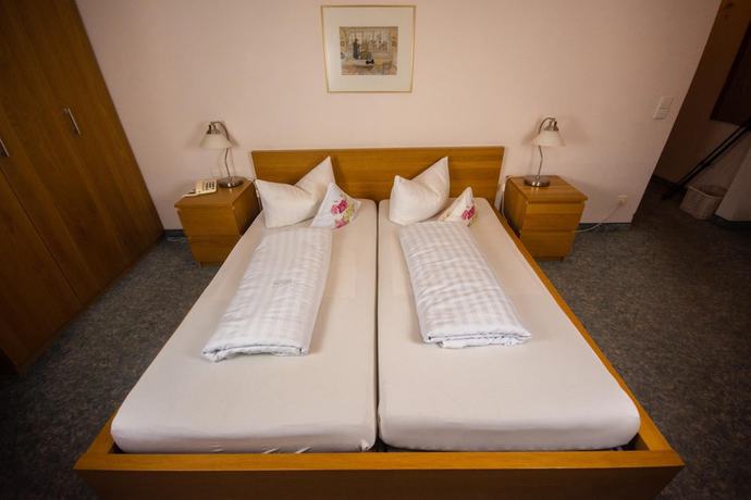 Imagen de la habitación del Hotel Restaurant Kaiserstuehler Hof. Foto 15