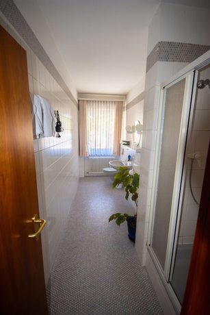 Imagen de la habitación del Hotel Restaurant Kaiserstuehler Hof. Foto 18