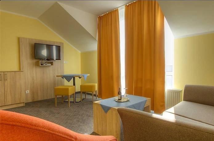 Imagen de la habitación del Hotel Restaurant Kasserolle. Foto 7