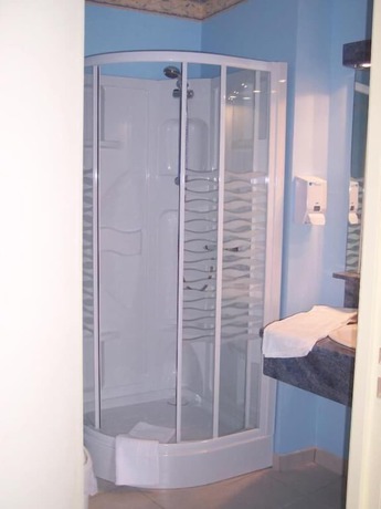Imagen de la habitación del Hotel Restaurant La Cr&ecirc;perie du Ch&acirc;teau. Foto 12