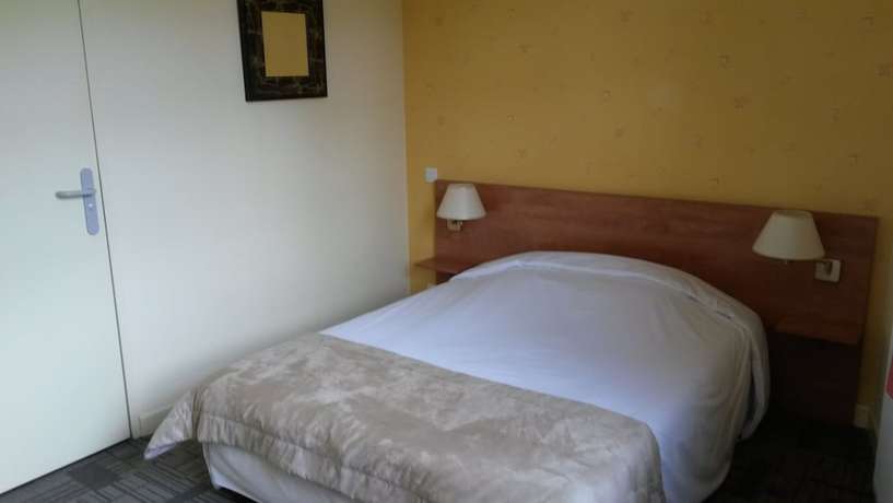 Imagen de la habitación del Hotel Restaurant La Cr&ecirc;perie du Ch&acirc;teau. Foto 15