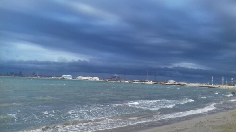 Imagen de los exteriores del Hotel Restaurant La Mediterranee. Foto 18