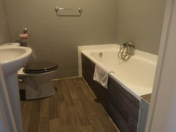 Imagen de la habitación del Hotel Restaurant La Mediterranee. Foto 17