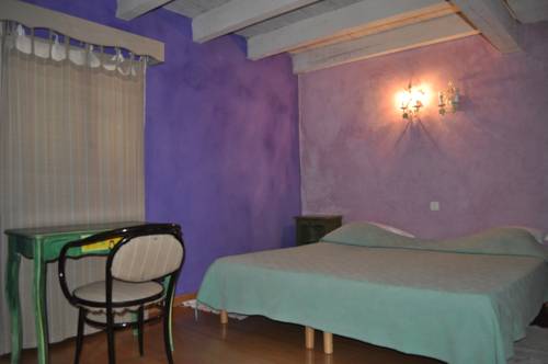 Imagen de la habitación del Hotel Restaurant L'incudine. Foto 8