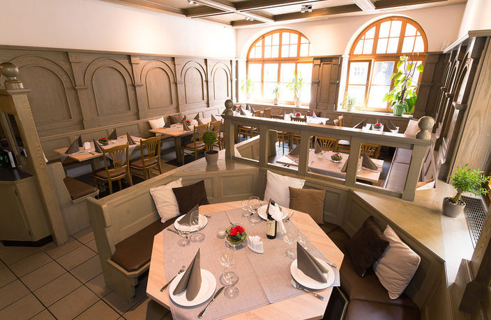 Imagen de los interiores del Hotel Restaurant Piazza. Foto 15