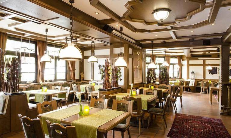 Imagen del bar/restaurante del Hotel - Restaurant Schweinsberg. Foto 5