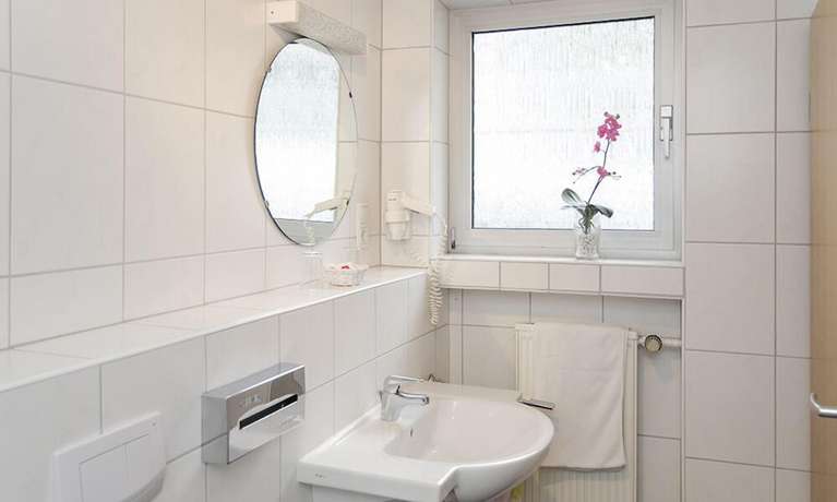 Imagen de la habitación del Hotel - Restaurant Schweinsberg. Foto 12