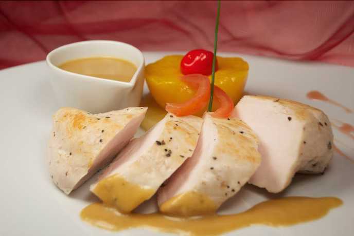 Imagen del bar/restaurante del Hotel Restaurant Sonnenhof. Foto 2