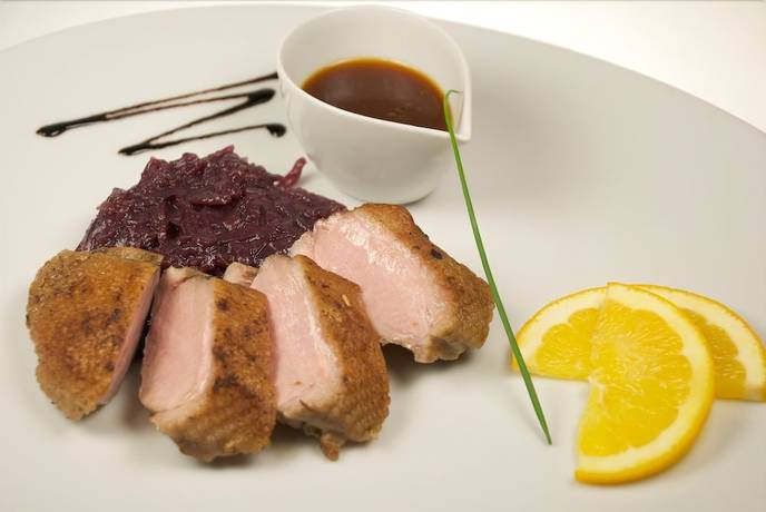 Imagen del bar/restaurante del Hotel Restaurant Sonnenhof. Foto 14