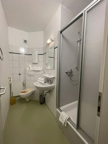 Imagen general del Hotel Restaurant Steinh&auml;gerquelle. Foto 6