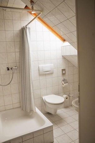 Imagen de la habitación del Hotel Restaurant Zur Hallenburg. Foto 8