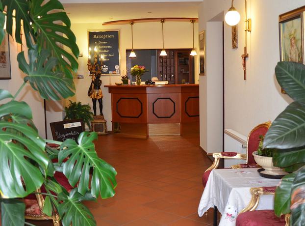 Imagen de los interiores del Hotel Restaurant Zur Hallenburg. Foto 17
