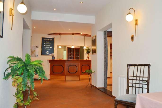 Imagen de los interiores del Hotel Restaurant Zur Hallenburg. Foto 18