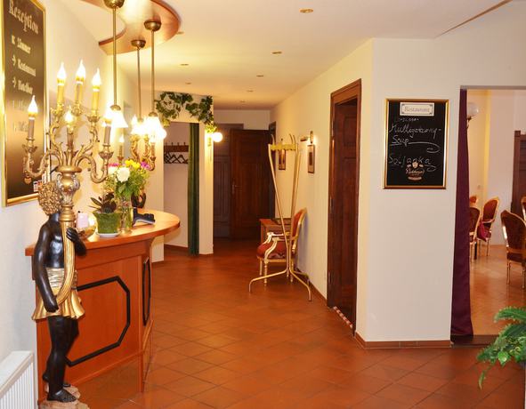 Imagen de los interiores del Hotel Restaurant Zur Hallenburg. Foto 19