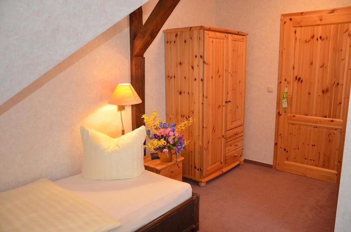 Imagen de la habitación del Hotel Restaurant Zur Hallenburg. Foto 15