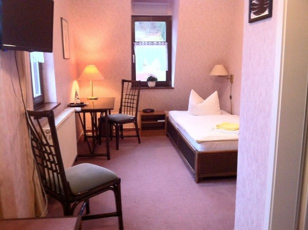 Imagen de la habitación del Hotel Restaurant Zur Hallenburg. Foto 16