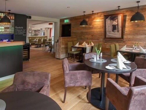 Imagen del bar/restaurante del Hotel Restaurant Zur Linde. Foto 5