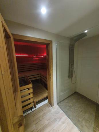 Imagen de la piscina del Hotel Restaurant Zur Traube. Foto 19