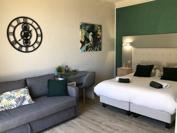 Imagen de la habitación del Hotel Restaurant la Calanque. Foto 6
