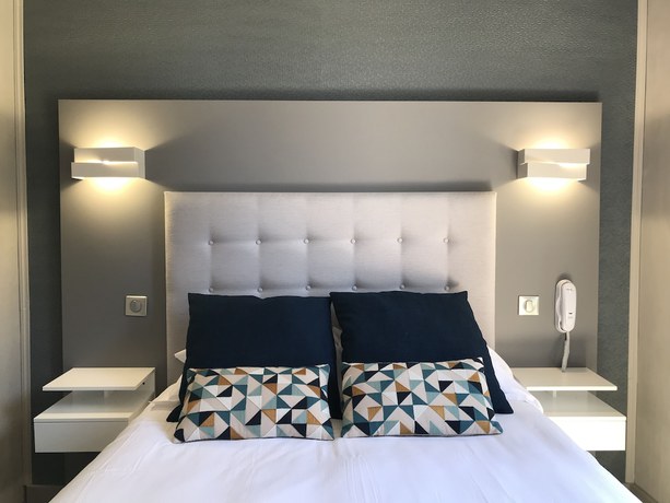 Imagen de la habitación del Hotel Restaurant la Calanque. Foto 13